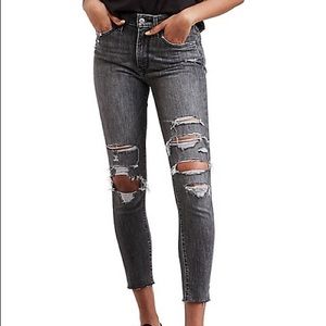 Levi’s 721 High Waisted Denim